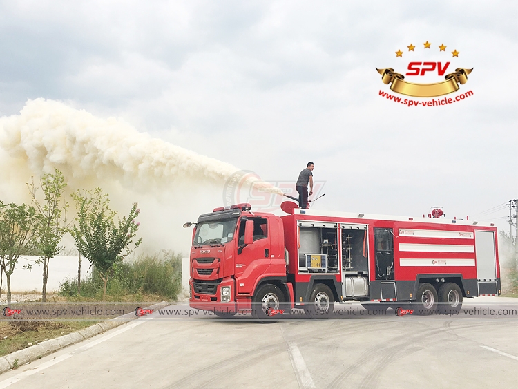 Fire Engine ISUZU - Dry Powder Testing